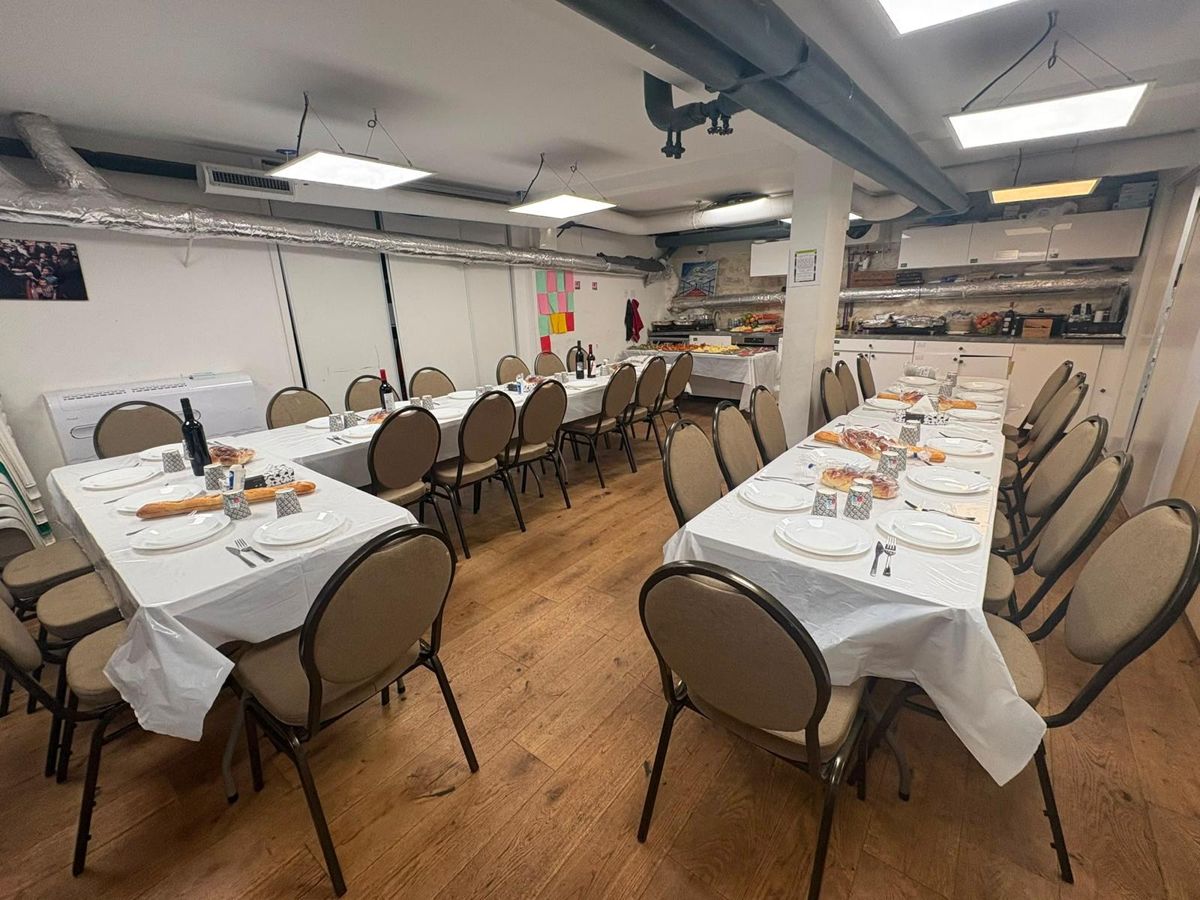 Tables du repas de Chabbat